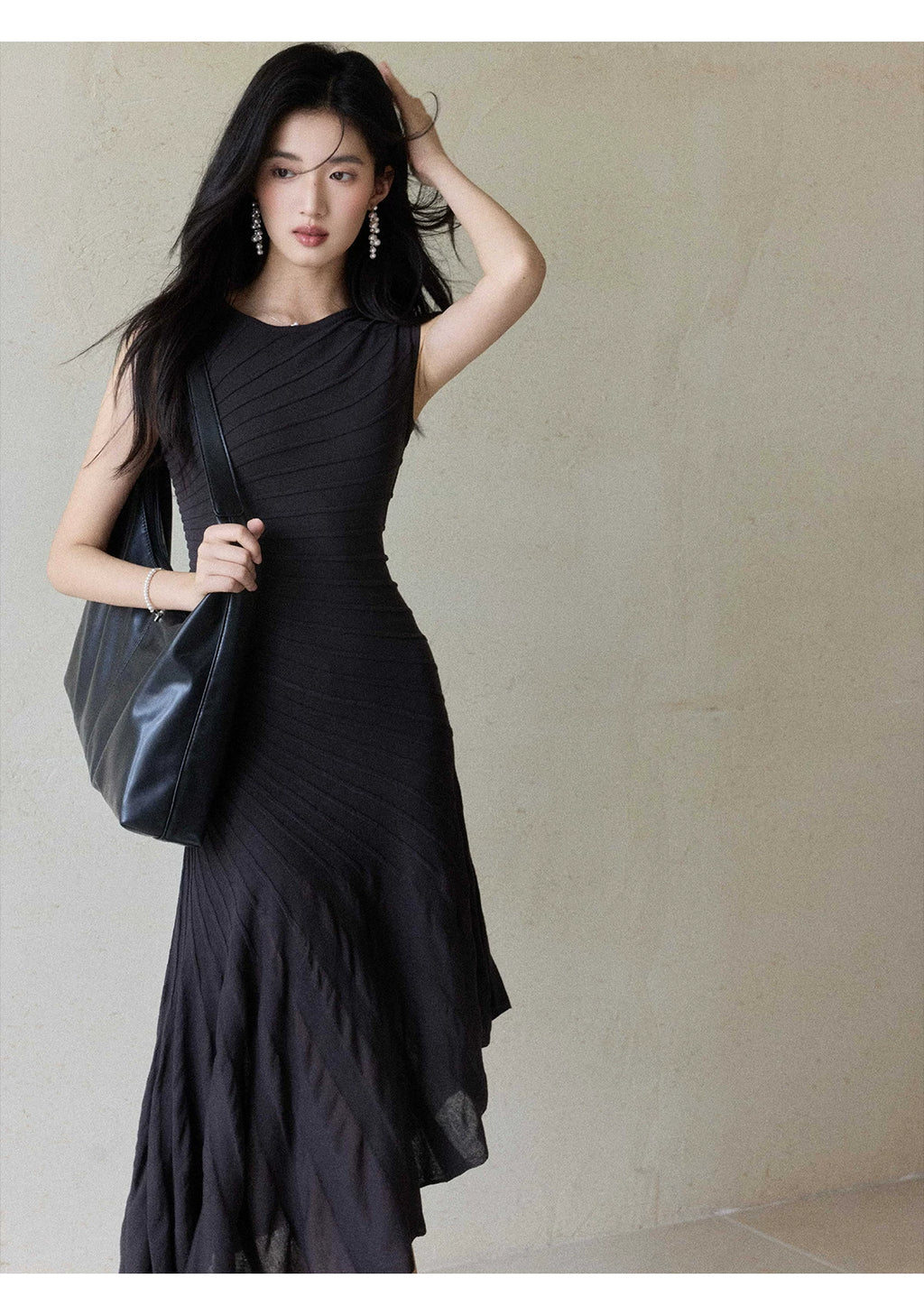 TYANG High-end Temperament Sleeveless Diagonal Pleated Dress
