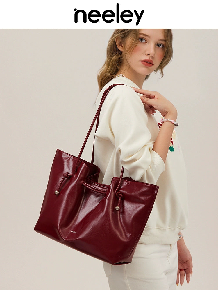 Neeley Commuter Versatile Large Capacity Shoulder Bag