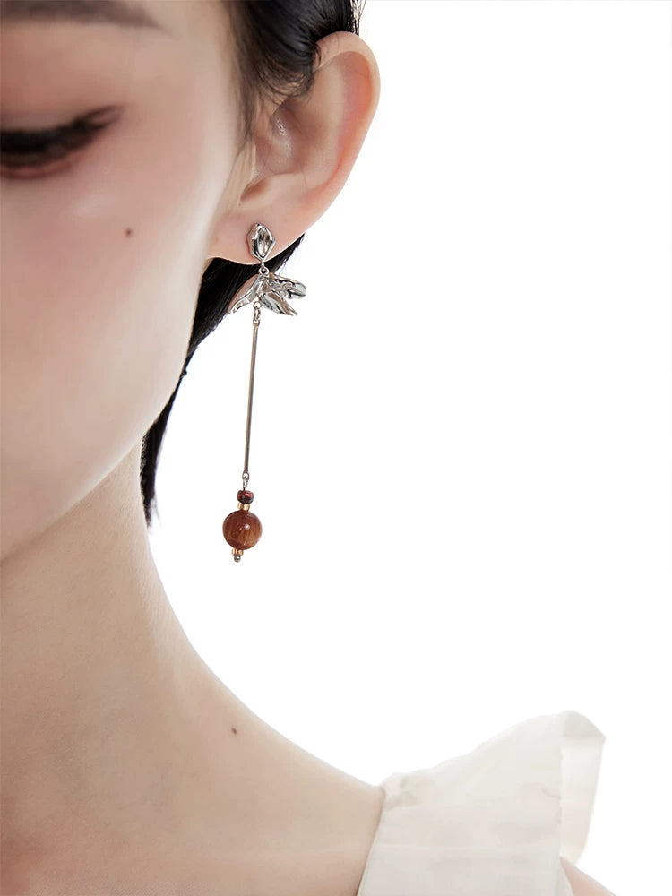 NO SOLUTION Light Luxury Temperament Medium and Long Earrings