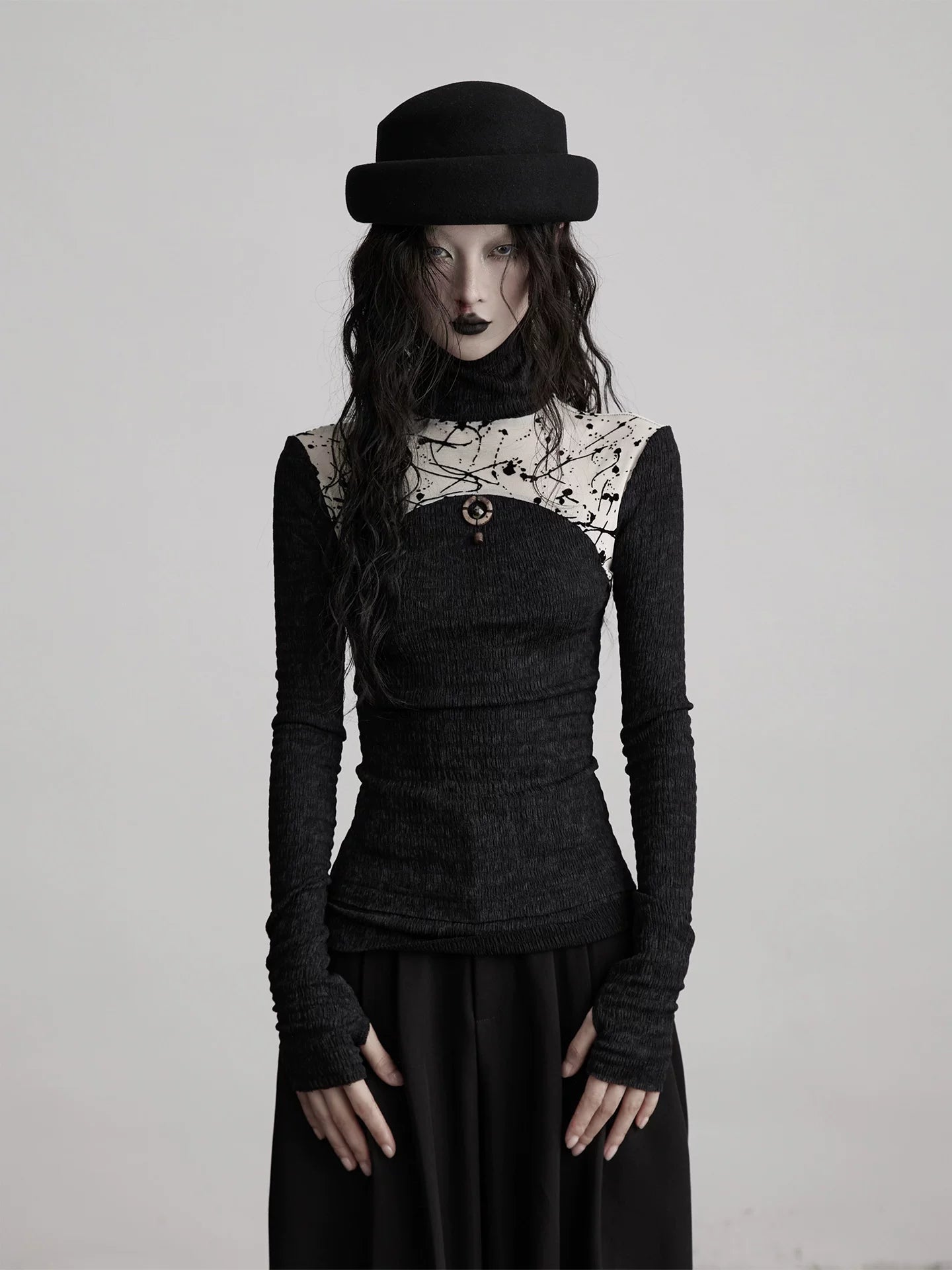 INDULGE Stitching Knitted Slim-fit Long Sleeves