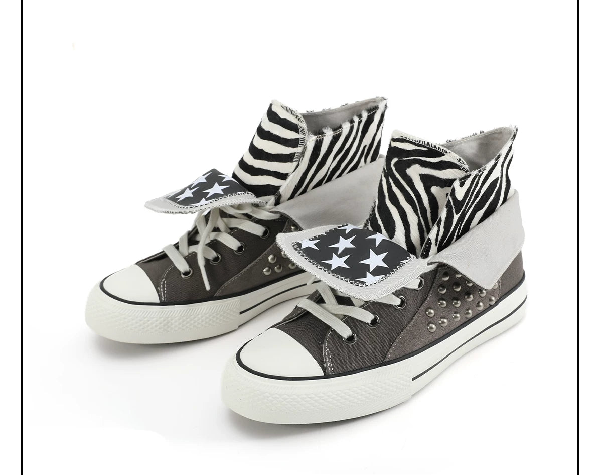 NumbAsia Zebra Pattern Star Print Rivet Canvas Shoes