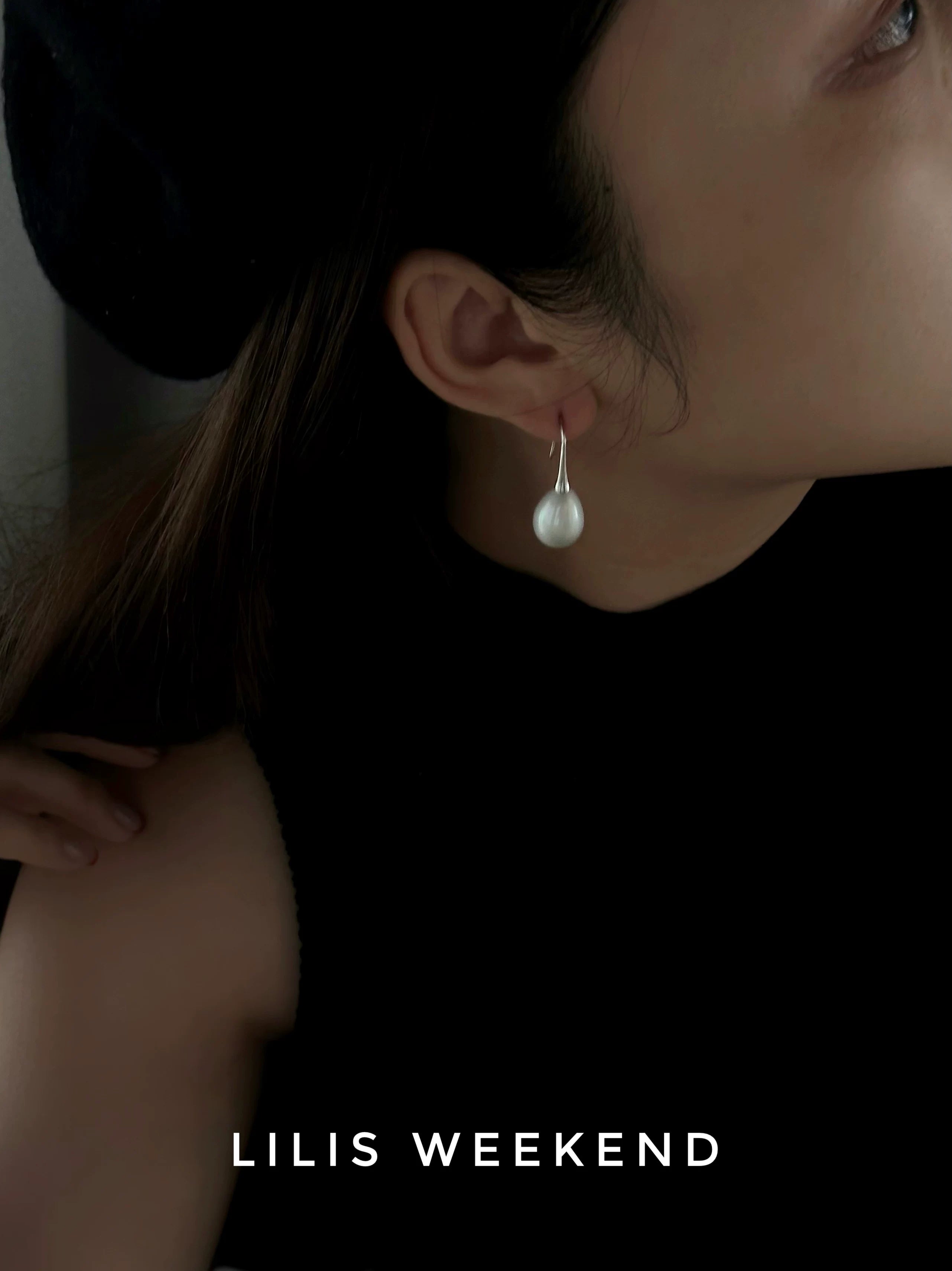 Lilis Weekend Premium Pearl Earrings