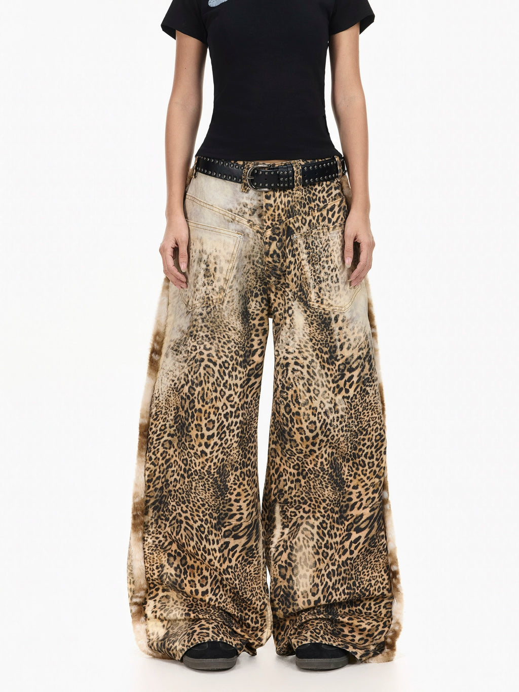BTSG Vintage Stitched Leopard Jeans