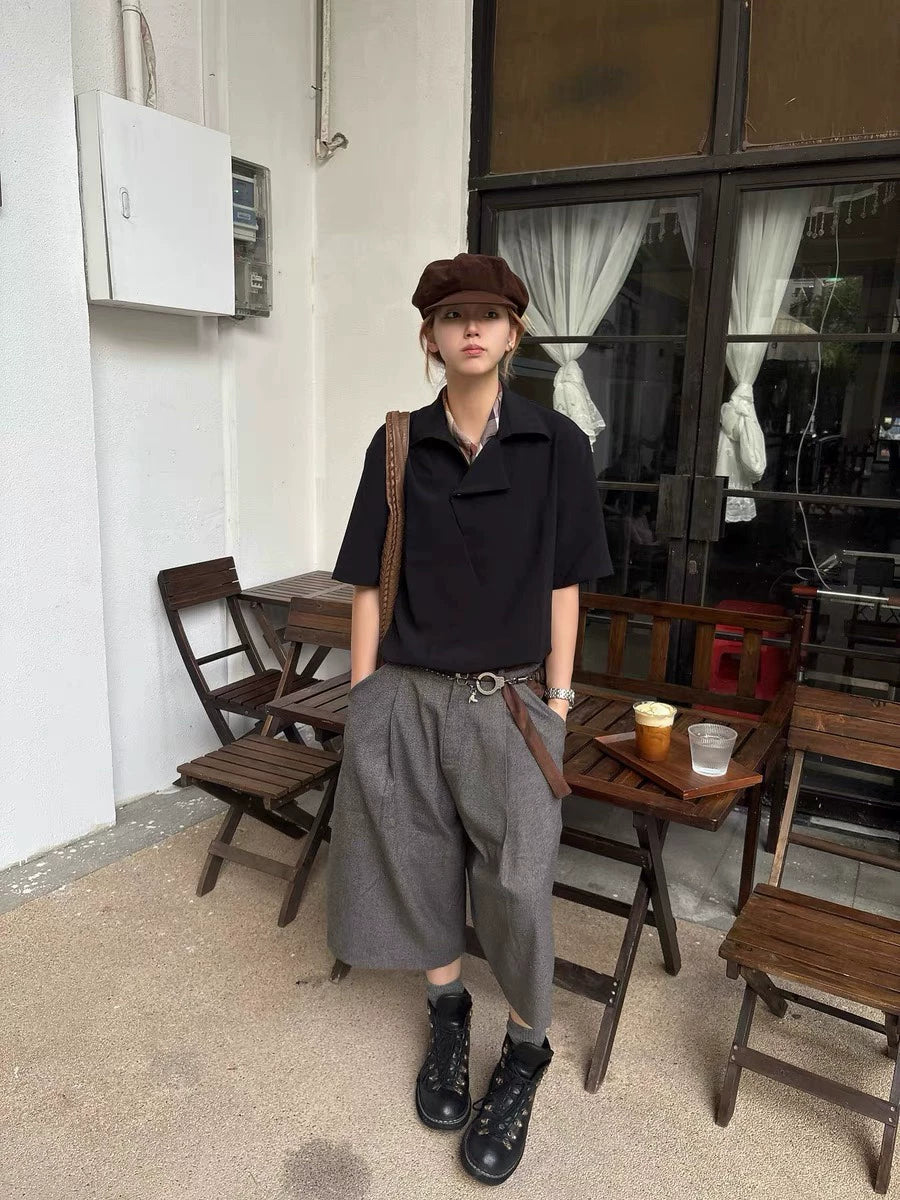 AMBSOM Suede Pleated Stitched Shorts