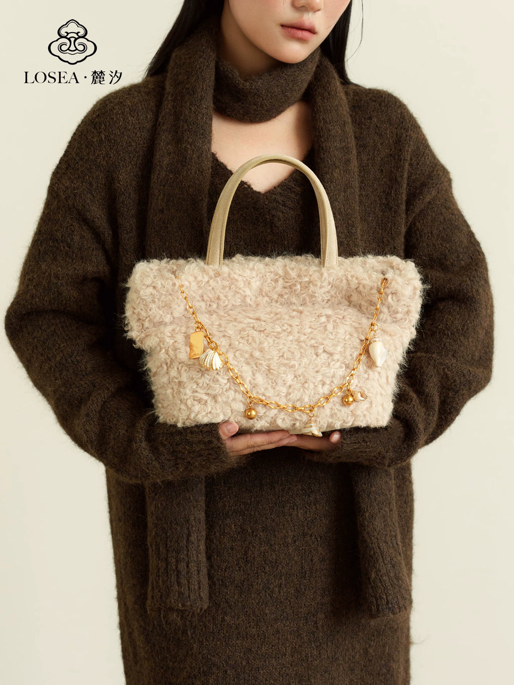 LOSEA Shell Chain Casual Plush Bag