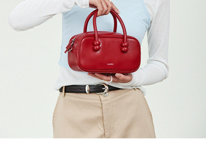 Neeley Leather Versatile Portable Messenger Bag