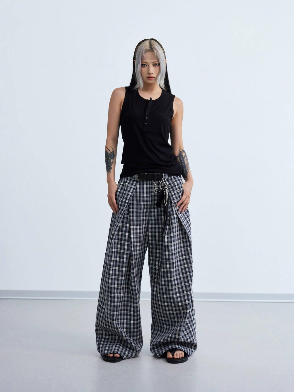PEOPLESENSE Simple Pleated Three-dimensional Plaid Wide-leg Slacks