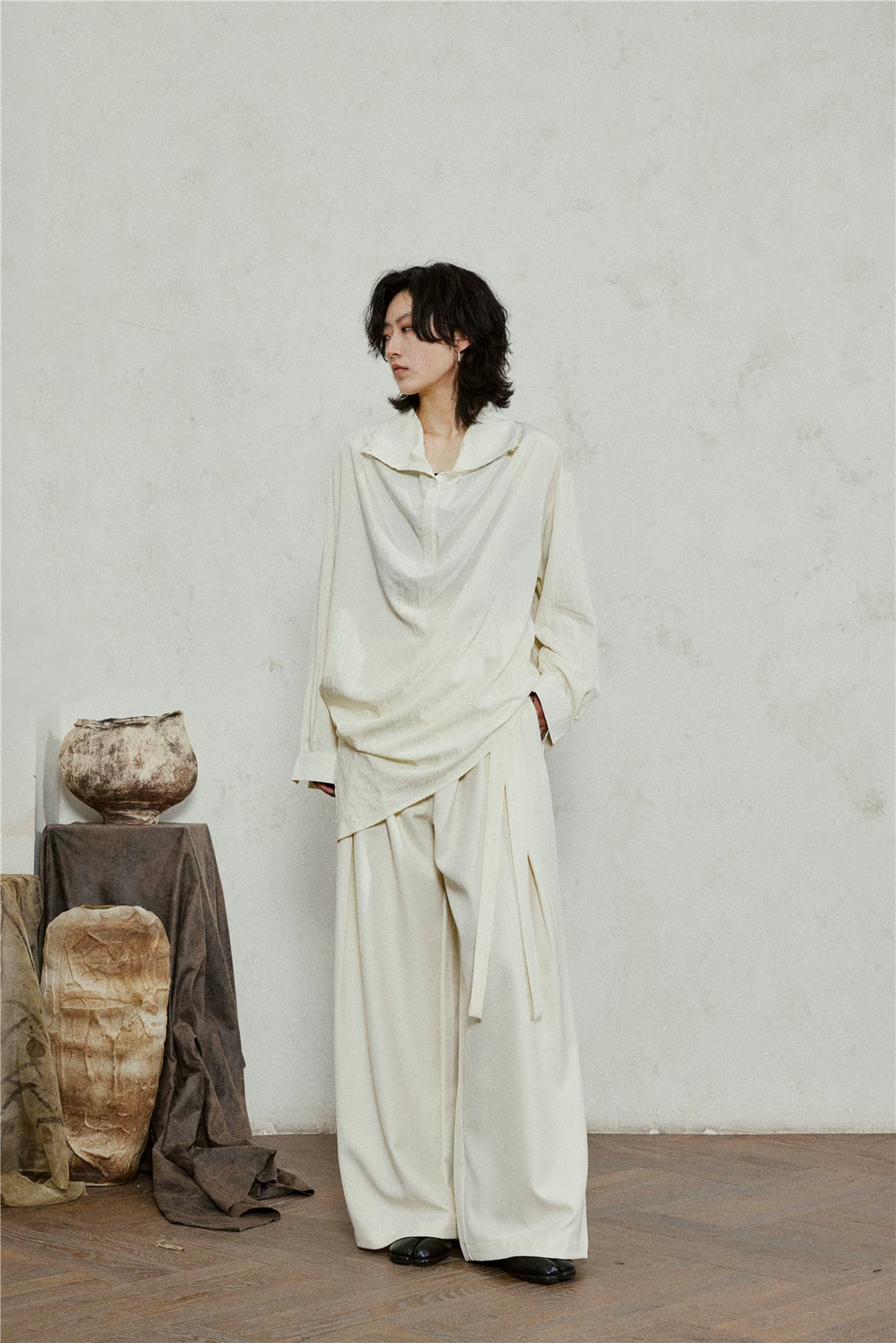 SUNYVONNE Irregular Bevelled Edge Loose Long-sleeved Shirt
