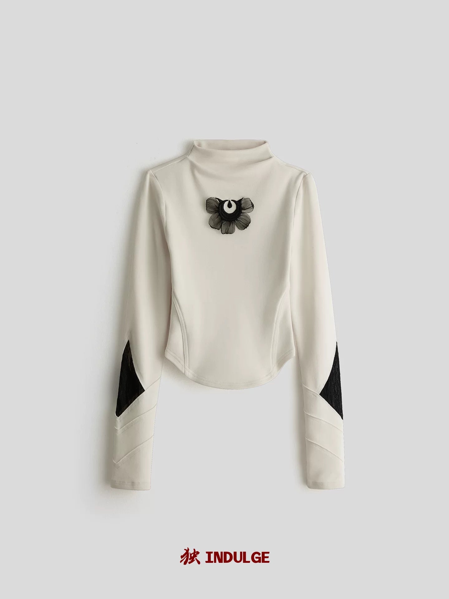 INDULGE Slim-fit Turtleneck Long Sleeves