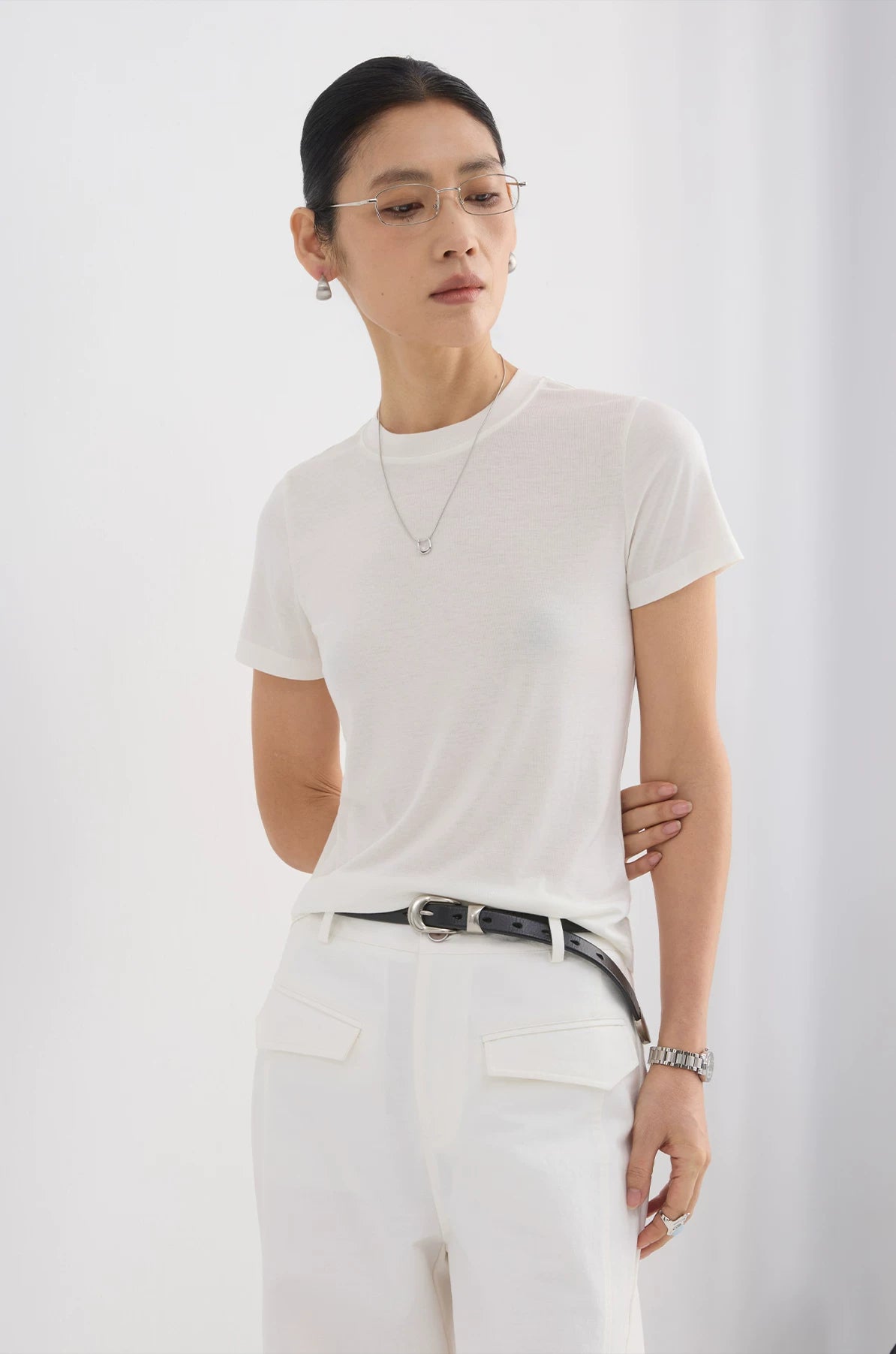 Sameuoo Versatile Straight-shoulder Casual Tee