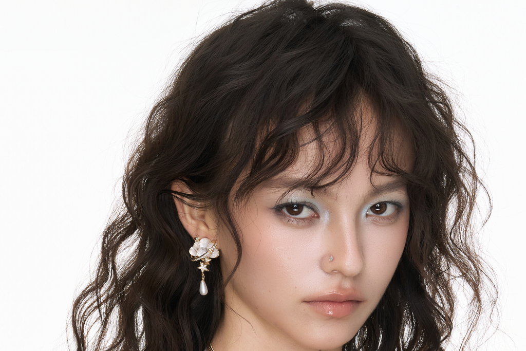 SUMIYAKI Temperament Diamond-encrusted Light Luxury Earrings