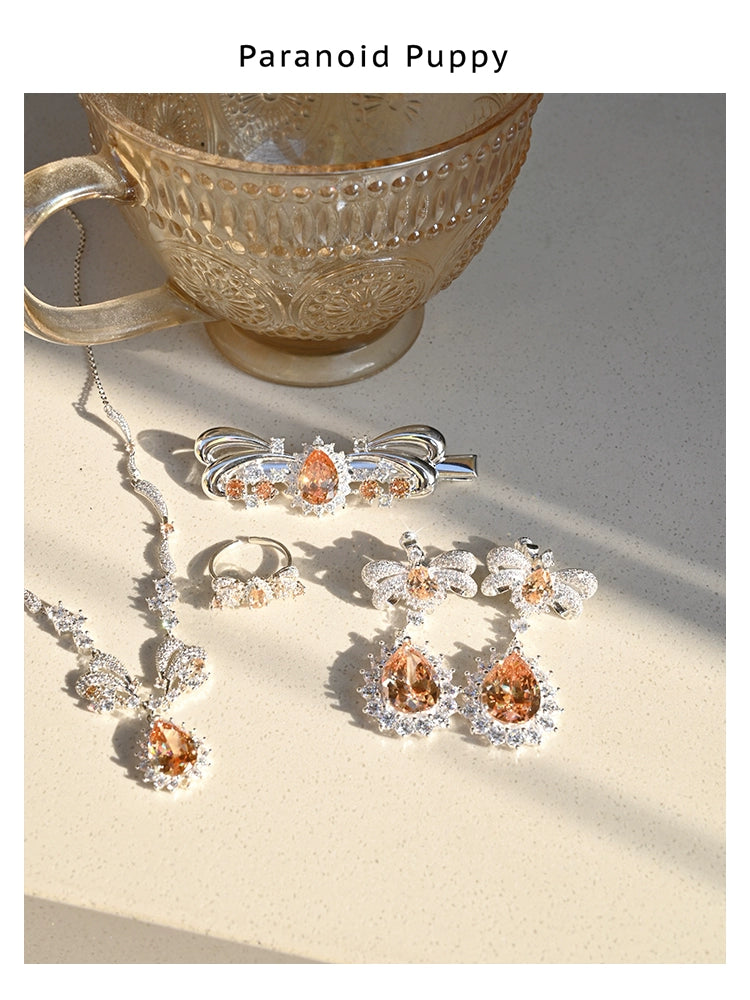 ParanoidP Bow Premium Necklace