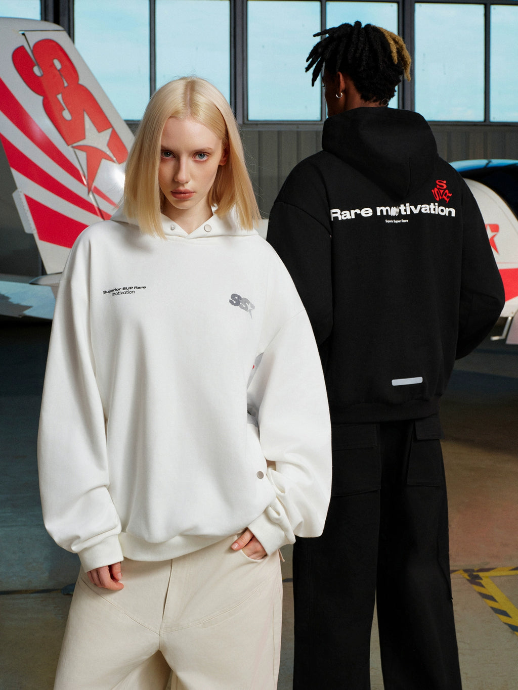 SSR Sports Splicing Sleeves Hooded Sweater
