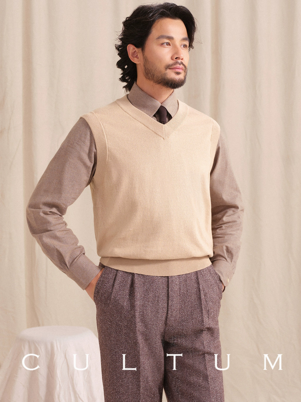 CULTUM Versatile V-neck Knitted Vest