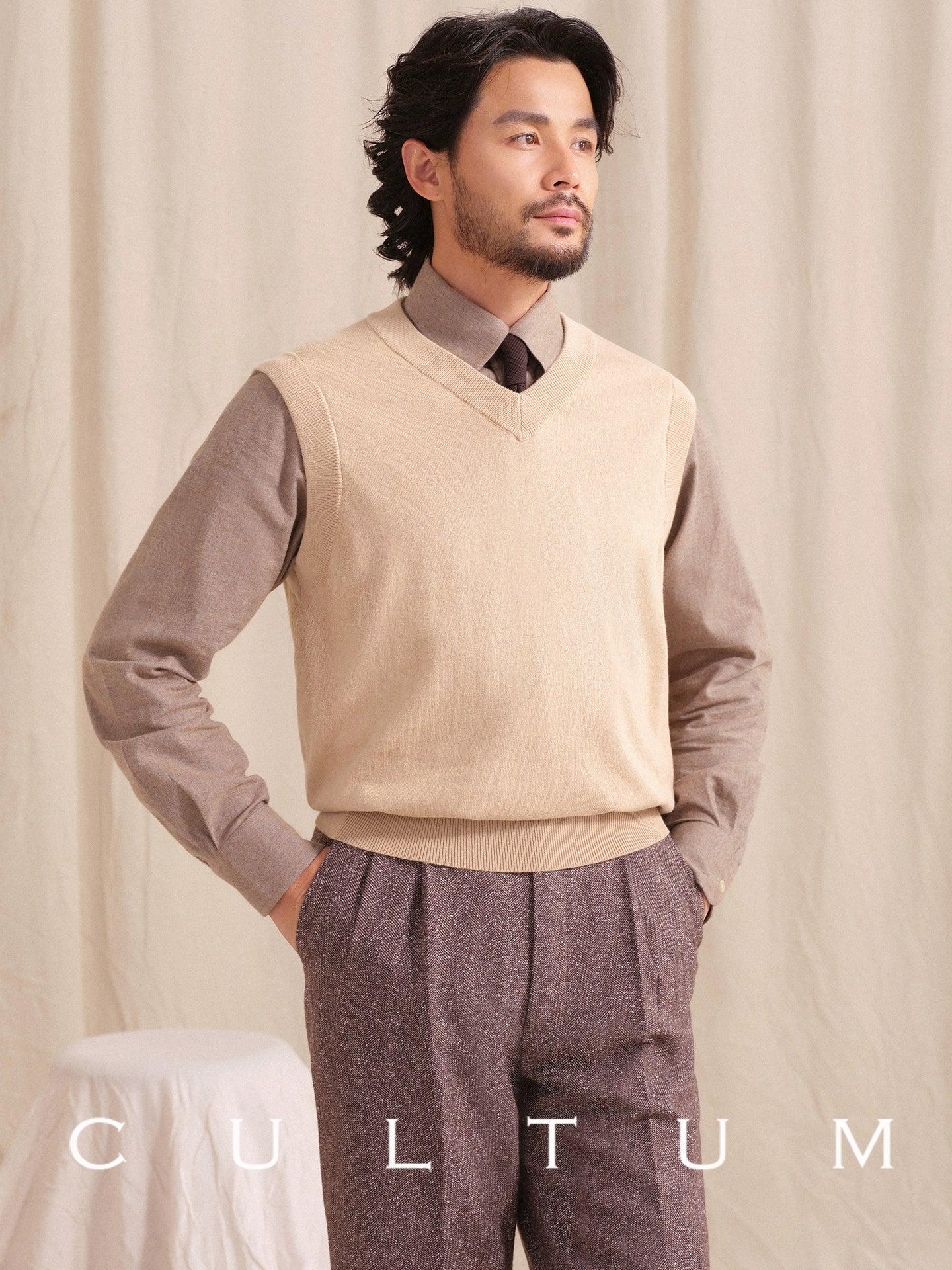 CULTUM Versatile V-neck Knitted Vest