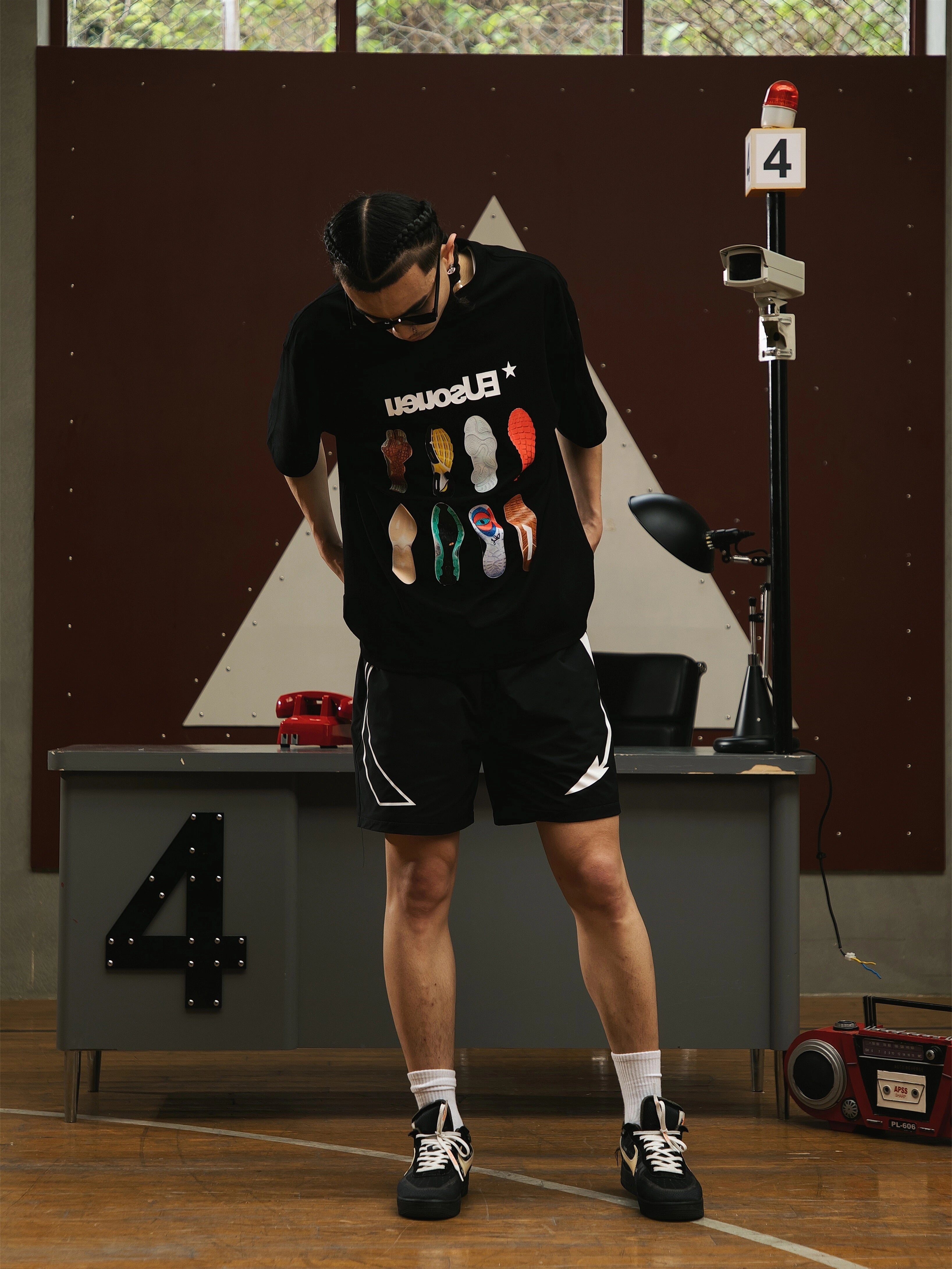 Eusoueu "retro Niche Design Heavy Round Neck Tee"