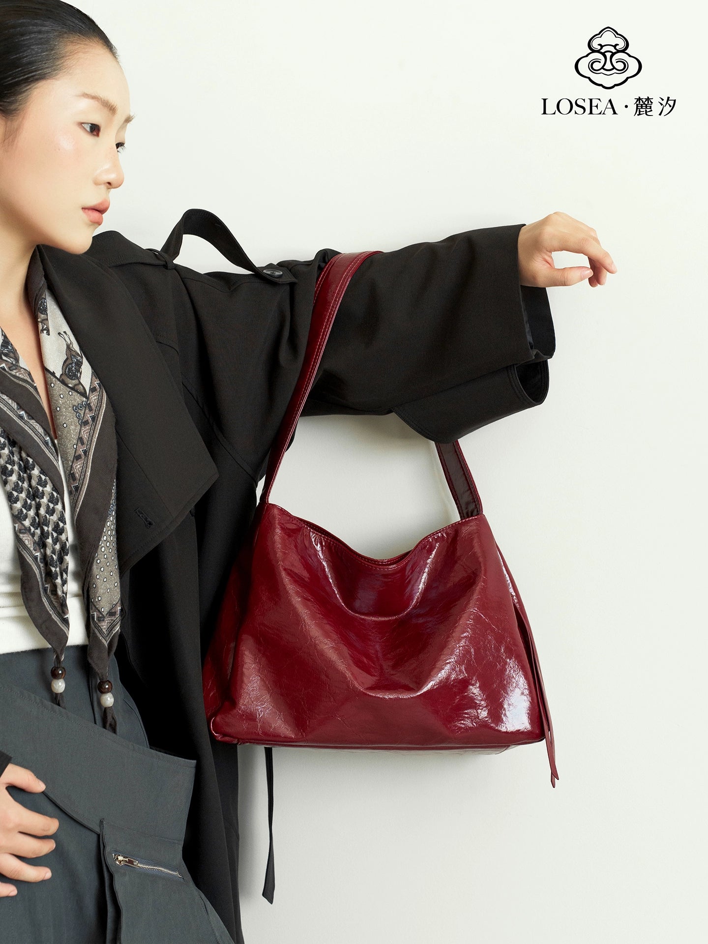 LOSEA Vintage Minimalist Underarm Bag