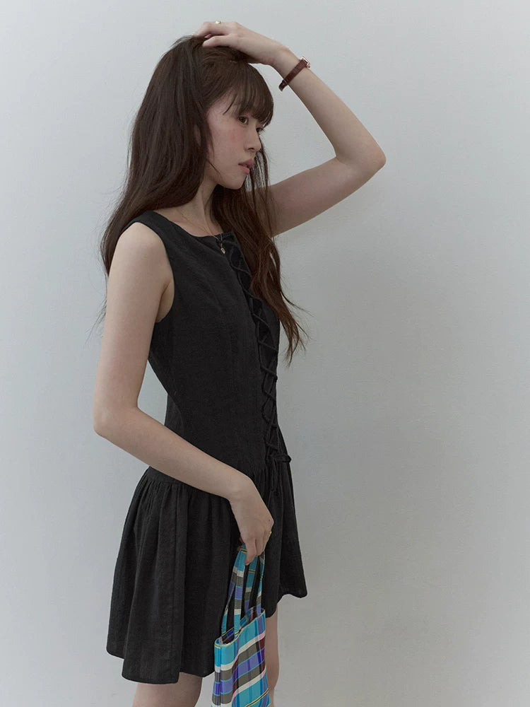 VOOE Drawstring Pleated Dress