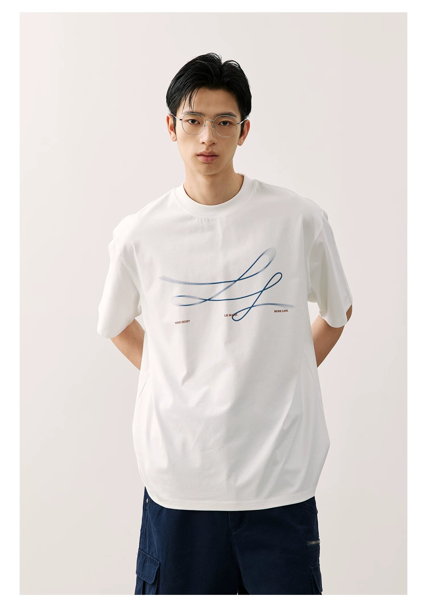 LR Cool Motion Line Pattern Loose Tee
