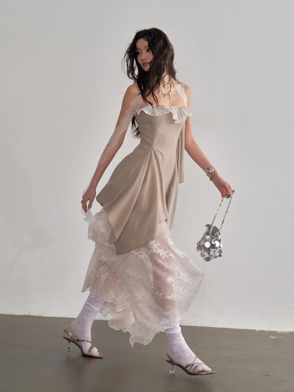 JNYLON Irregular Embroidery Splicing Layered Suspender Skirt