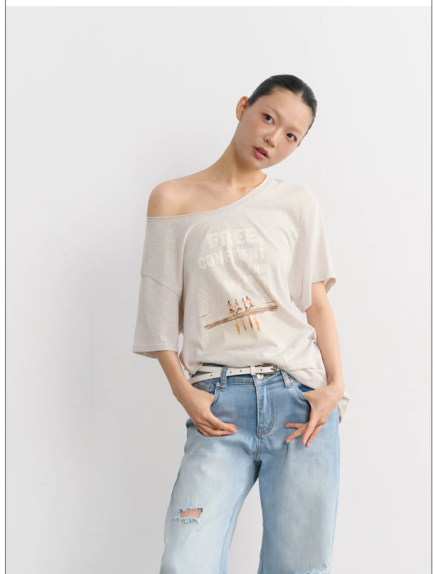 LINY LIBERTY Vintage Curled Round Neck Loose Tee