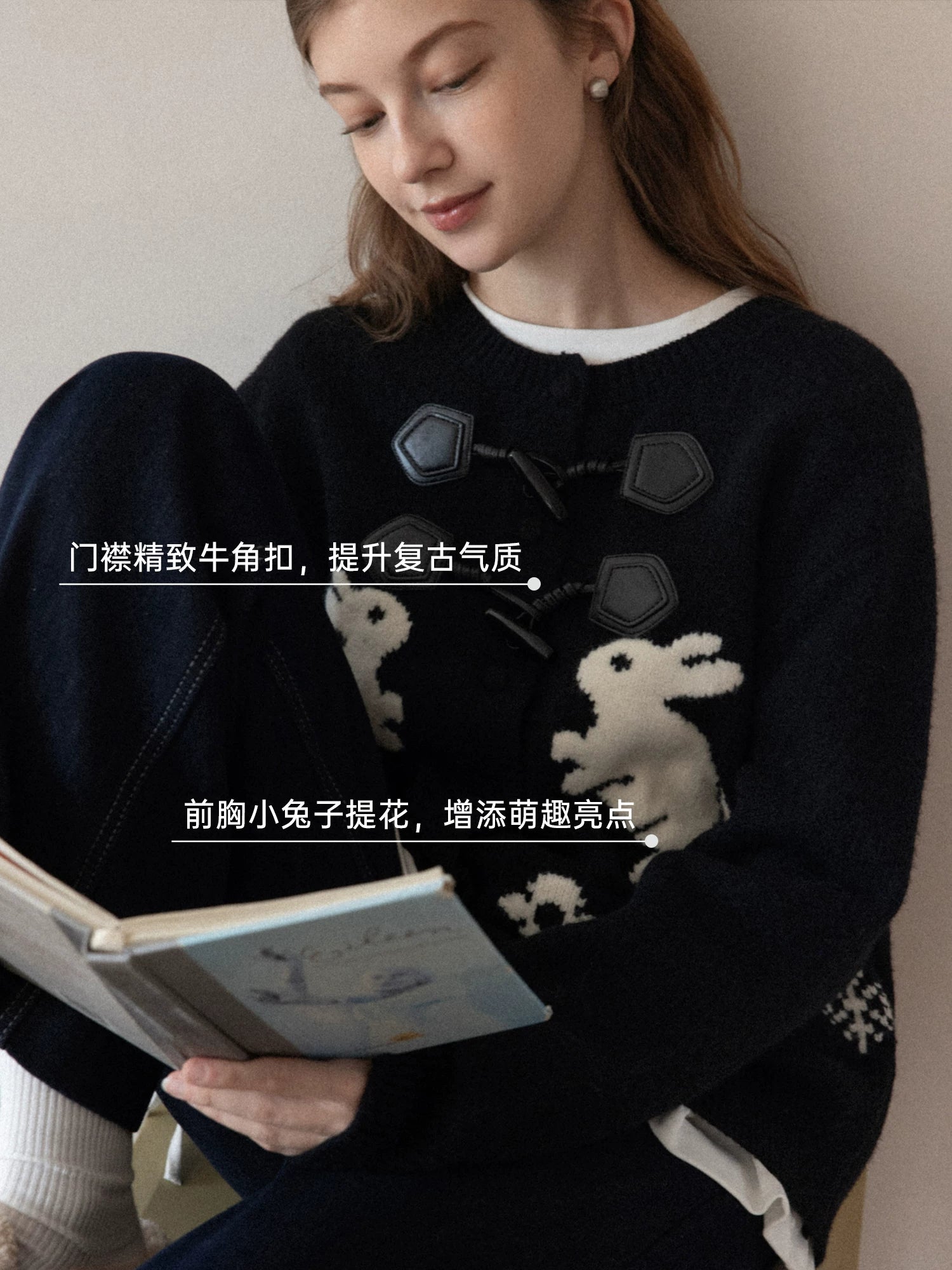 Cantonstory Horn Buckle Crew Neck Rabbit Knitted Cardigan Sweater