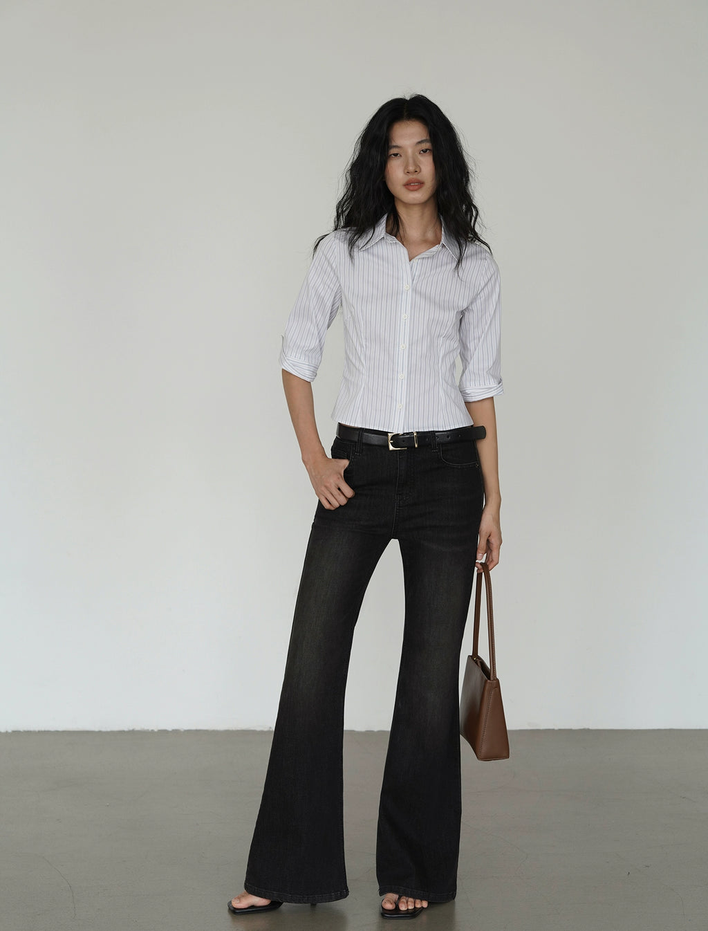 EIGHTHMONTH Striped Waist Mid-sleeved Shirt