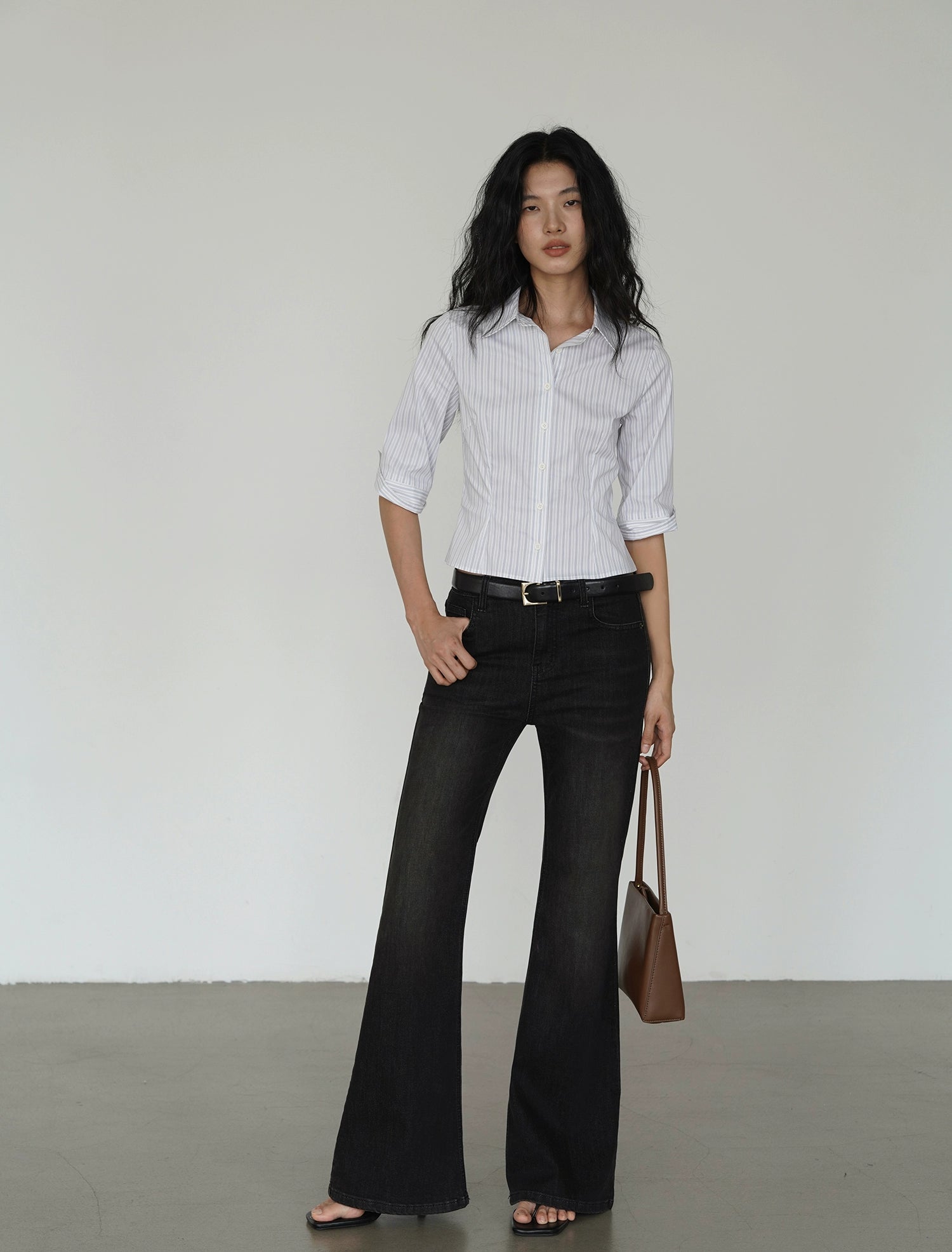 EIGHTHMONTH Striped Waist Mid-sleeved Shirt