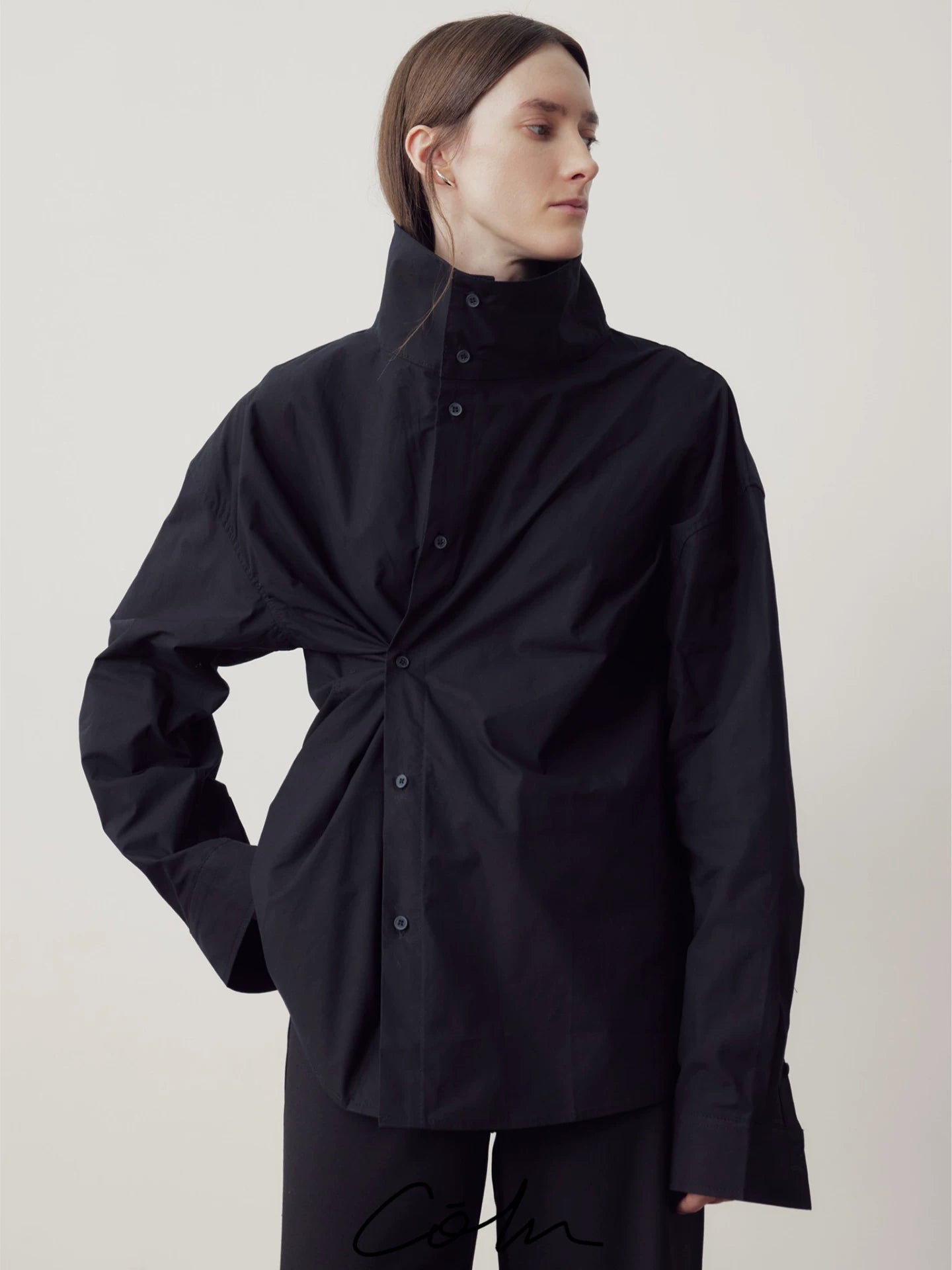 COLN High-necked Slim Long-sleeved Shirt