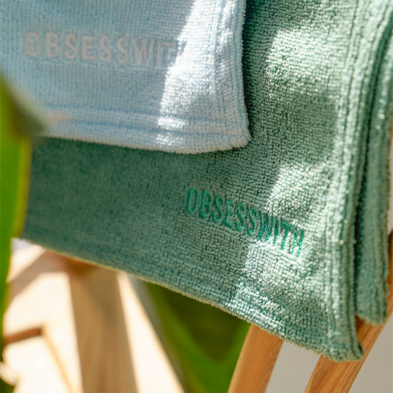 OBSESSWITH two-color embroidered towel