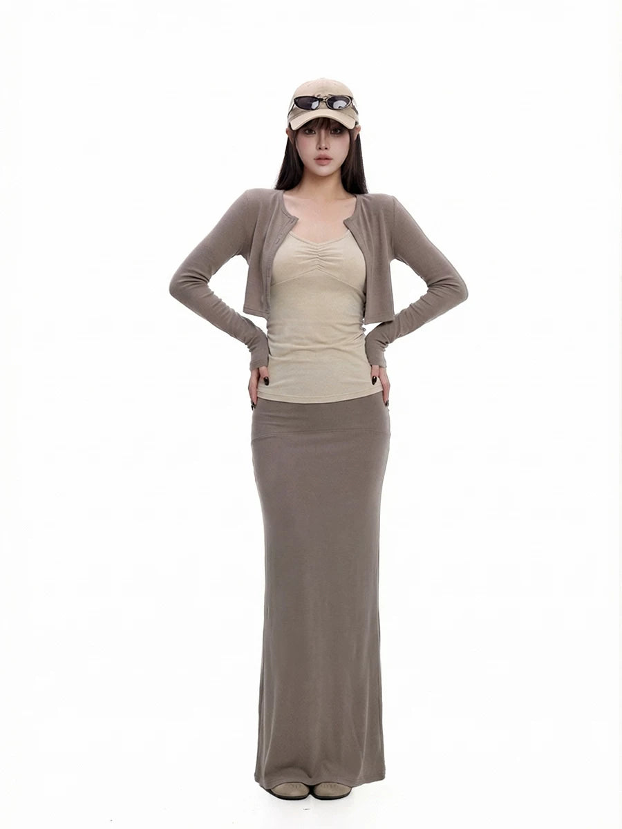 WITHMIN Front Shoulder Long Sleeve Suspender Low Waist Skirt Three-piece Set