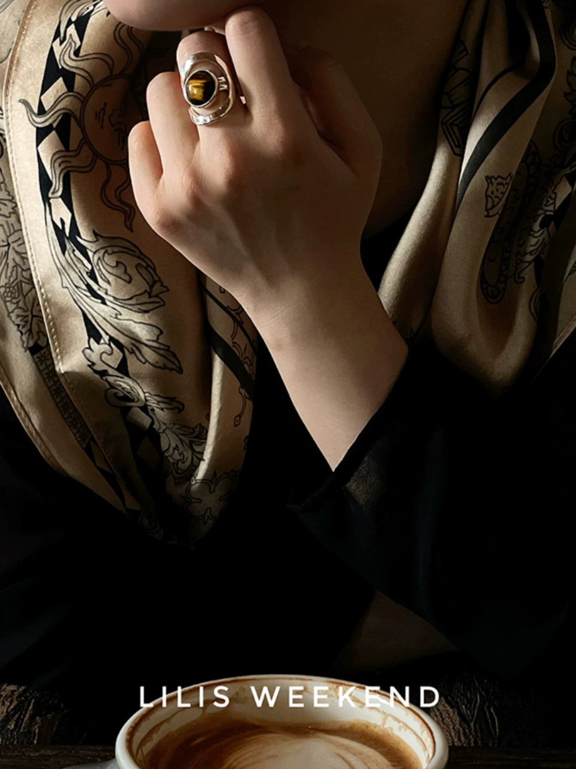 Lilis Weekend Niche Roman Ring Tiger's Eye Ring