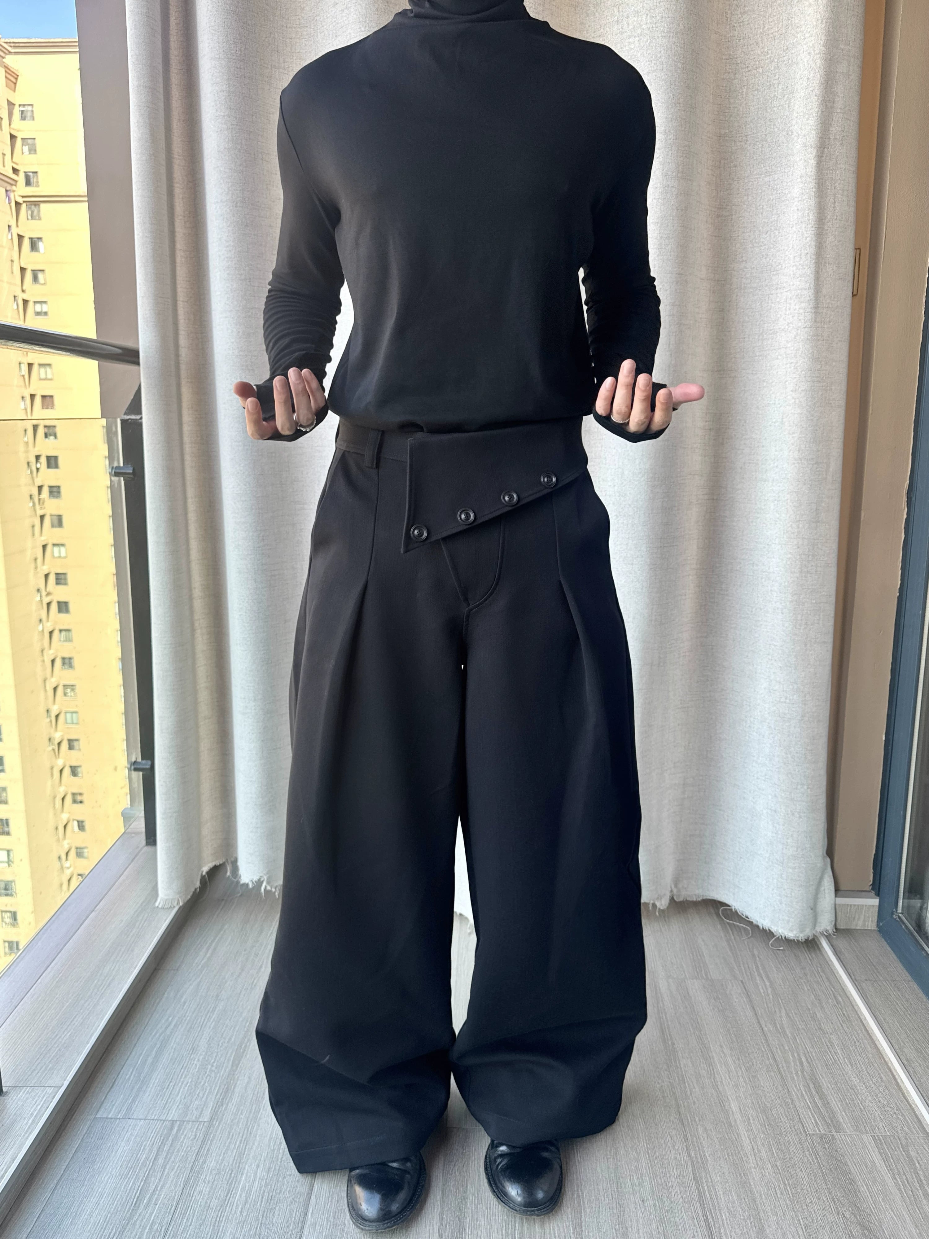 Esaias Button-pleated Wide Leg Casual Trousers