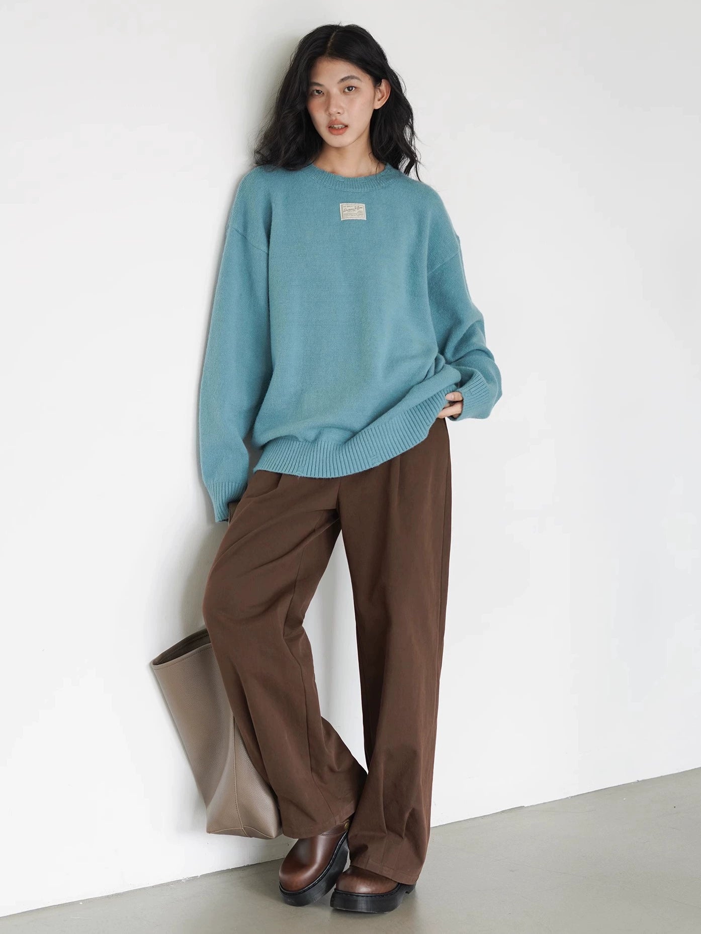 EIGHTHMONTH Lazy Style Crew Neck Pullover Loose Knitted Sweater