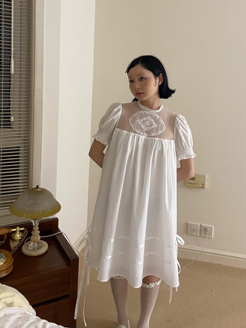 Loosesmell Lace Stitched Mesh Slim Dress