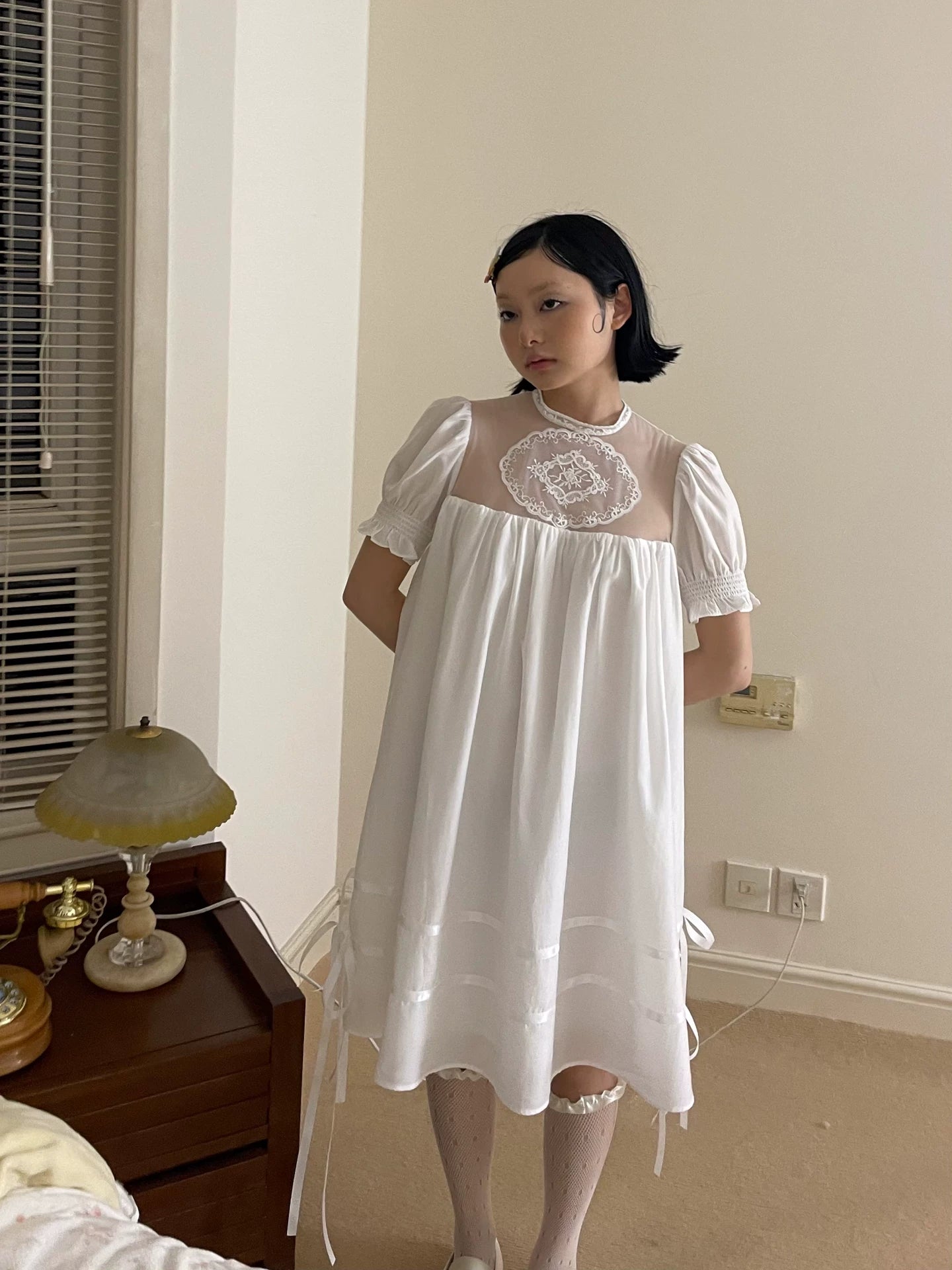 Loosesmell Lace Stitched Mesh Slim Dress