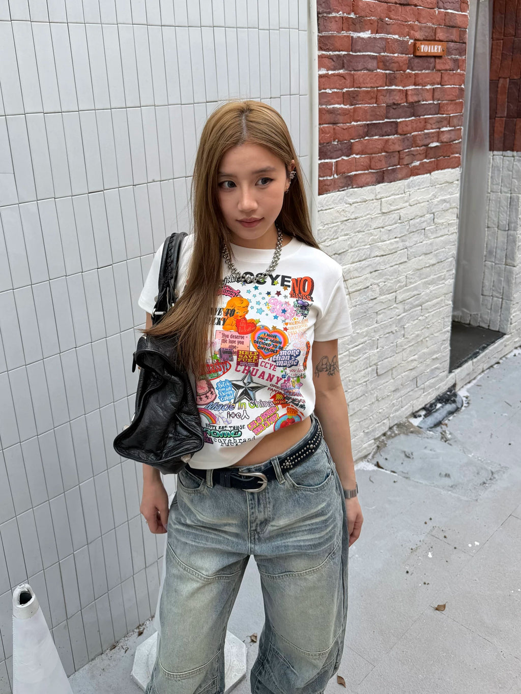 CCYE Graffiti Print Front Shoulder Thin Tee