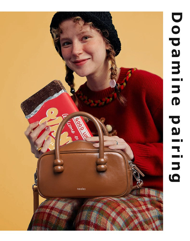 Neeley Leather Niche Handbag Messenger Bag