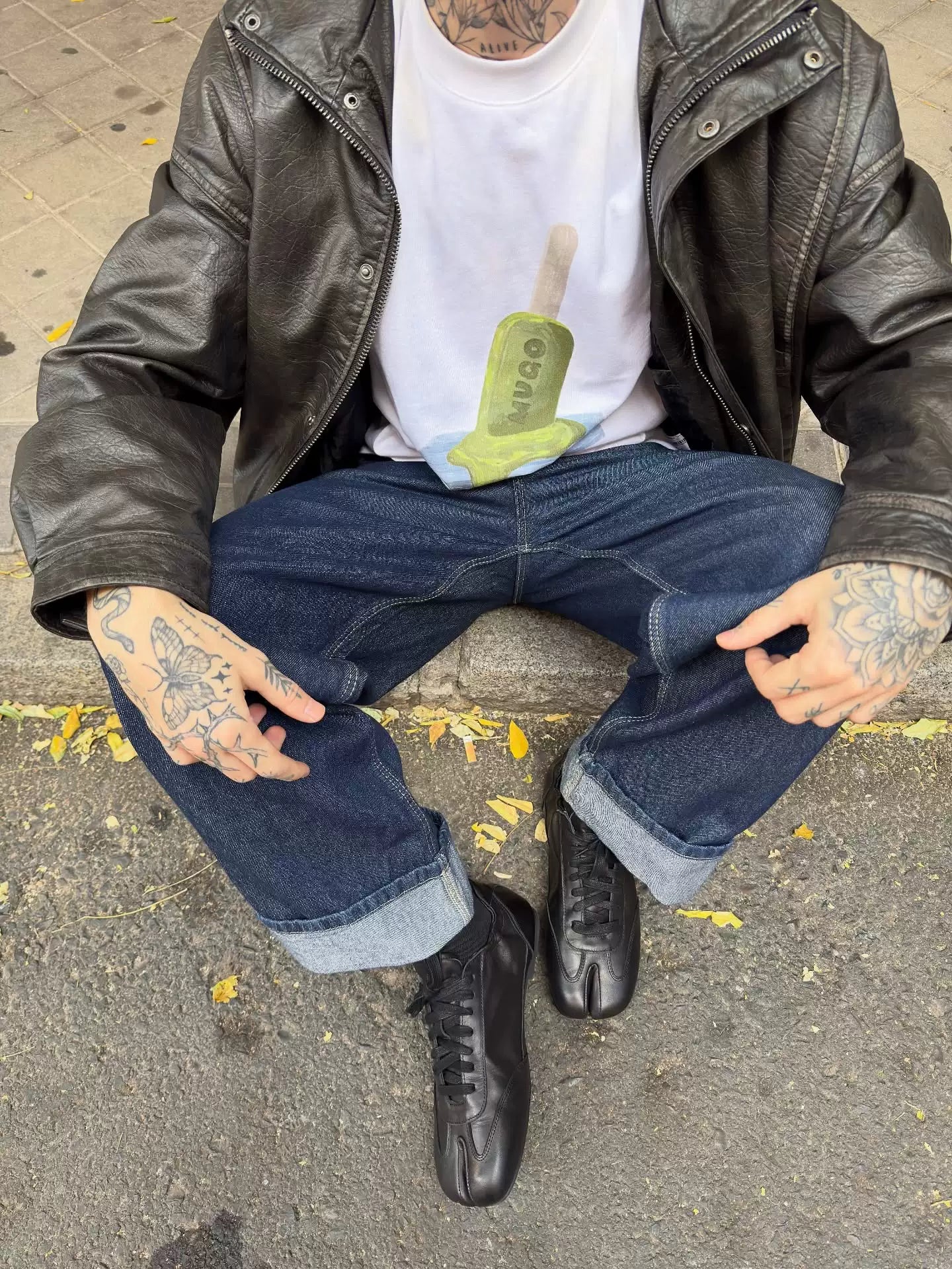 6CRAYON First Layer Waxed Soft Cowhide Split-toe Sneakers