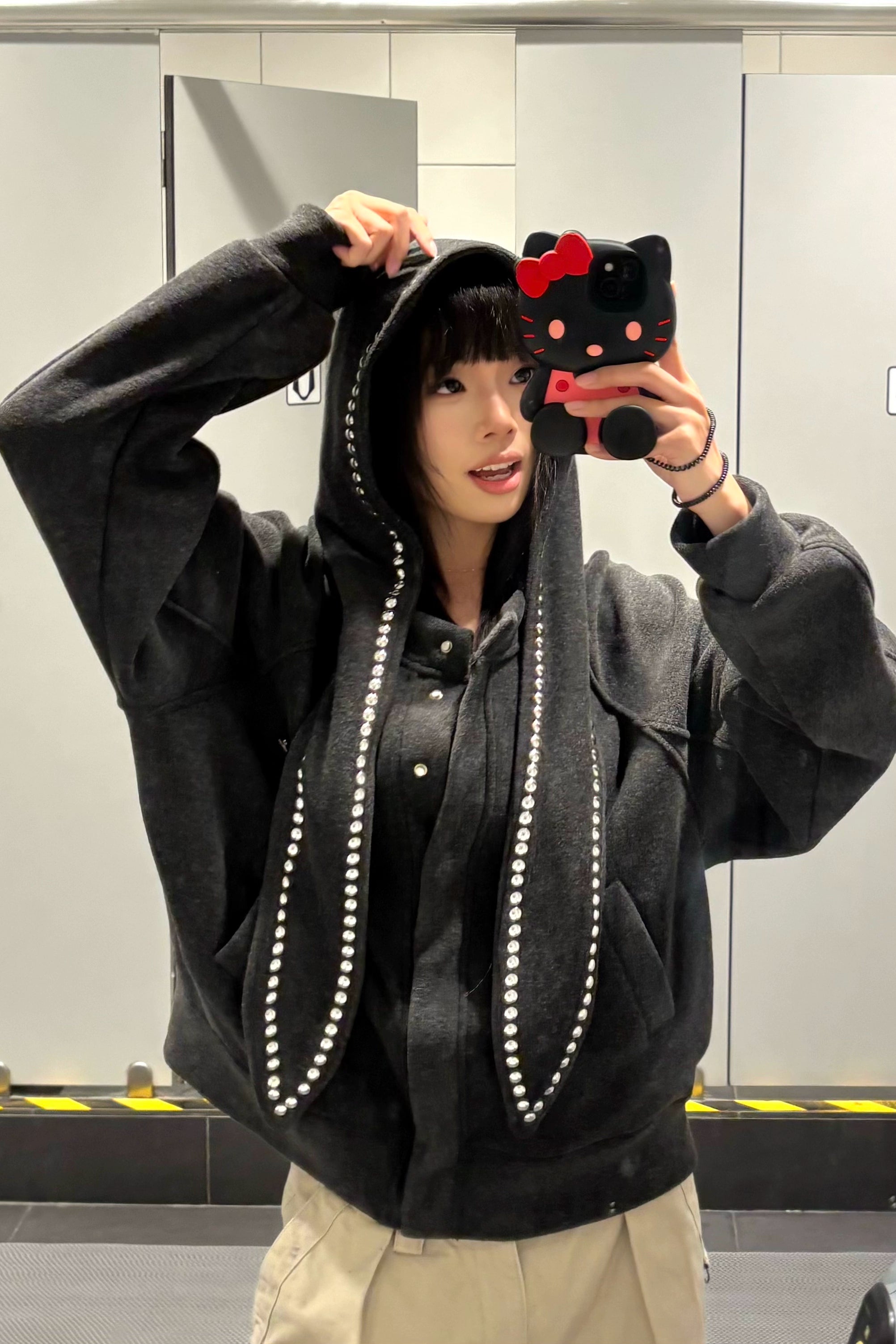 BF. BORFEND Rabbit Ear Rivet Hooded Sweater Jacket