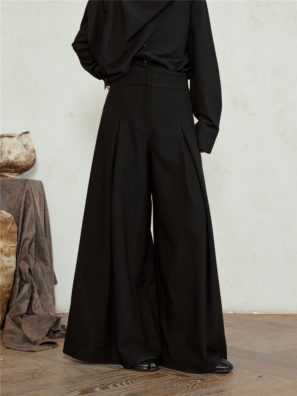 SUNYVONNE High-waisted Wide-leg Floor-length Suit Pants