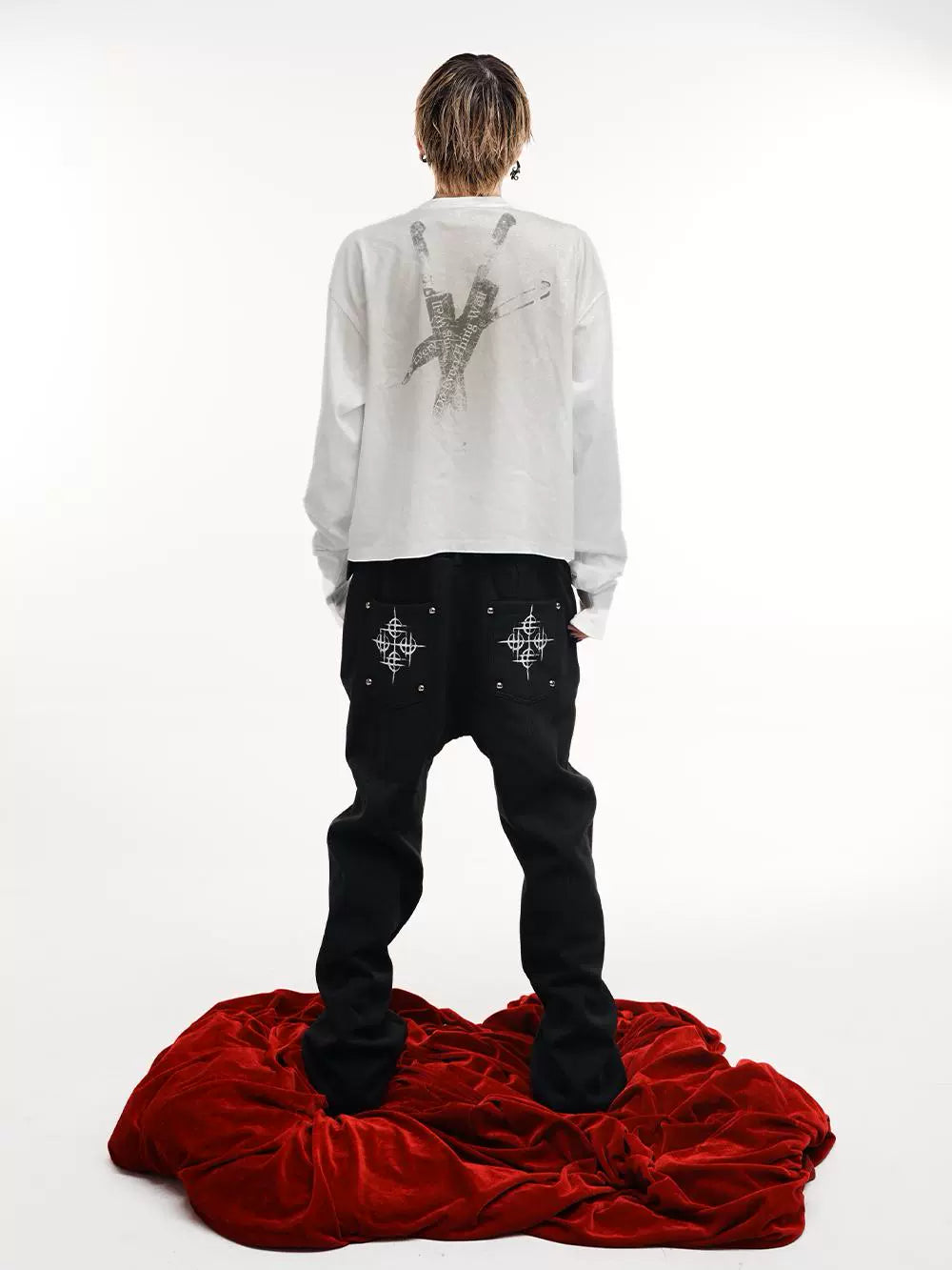 DETW-24AW red heart scalpel spray dirty water Boxy Long Sleeve Tee