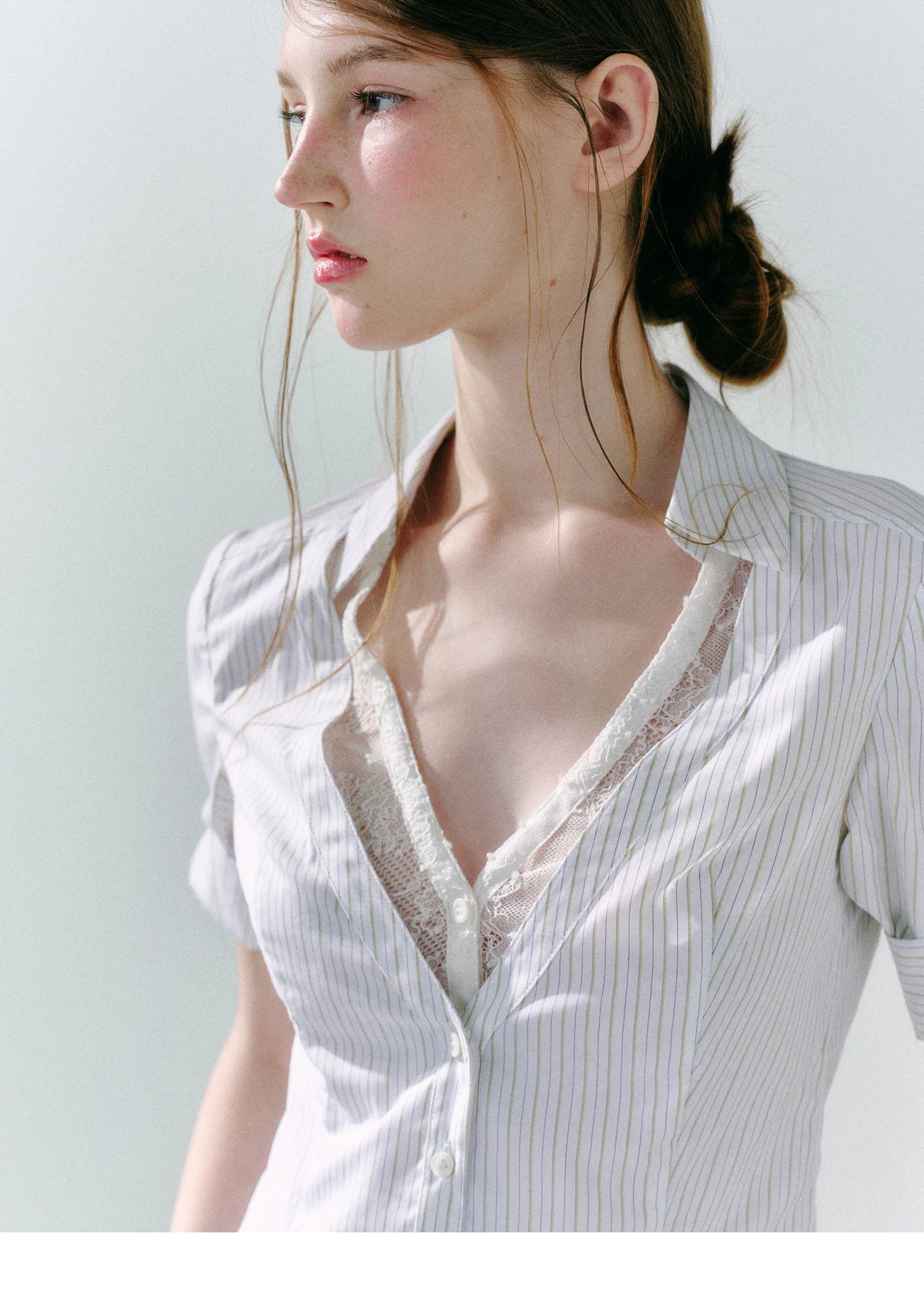 LOST FOREST Low-neck Lace Fake Two-piece Slim-fit Shirt