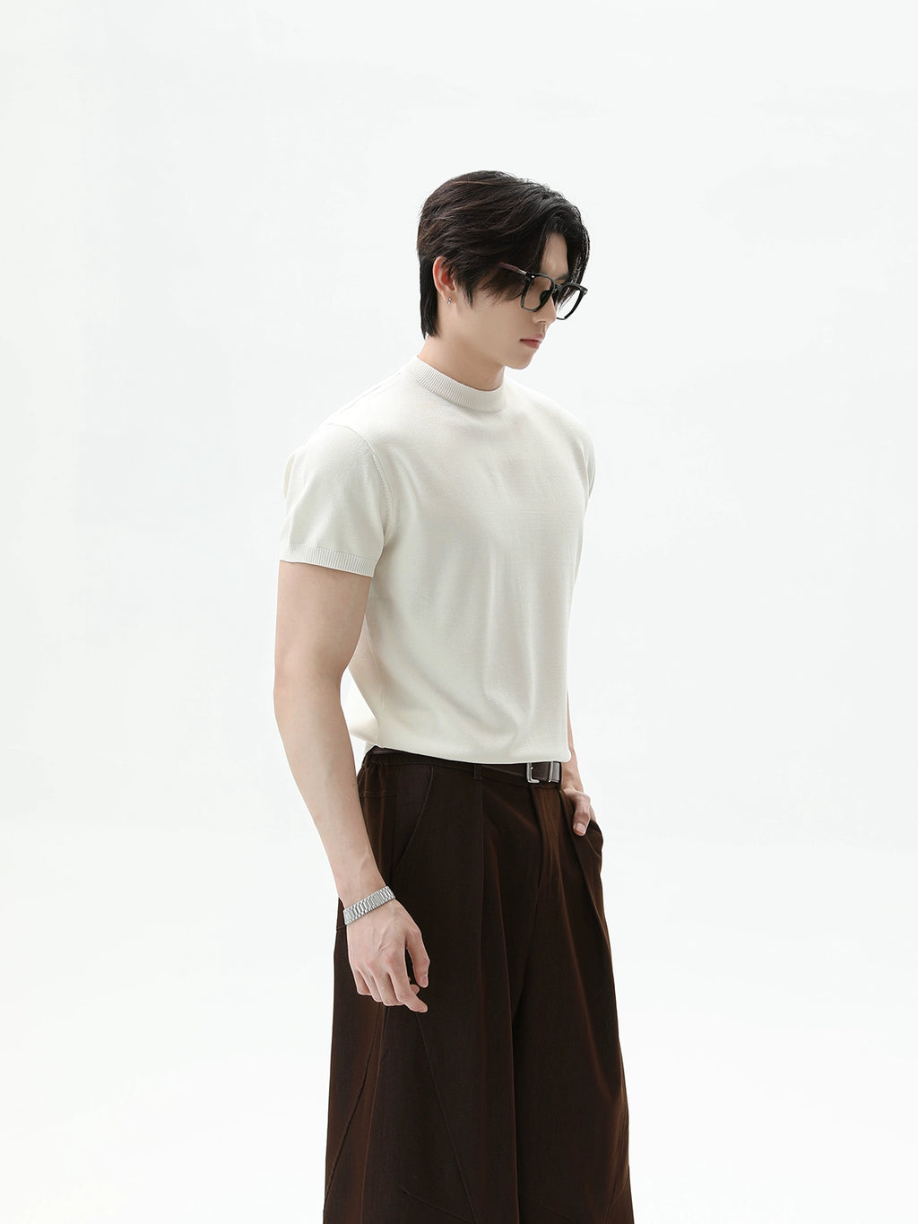 TURNTIDE Ice Silk Slim Knit Small Neckline Tee