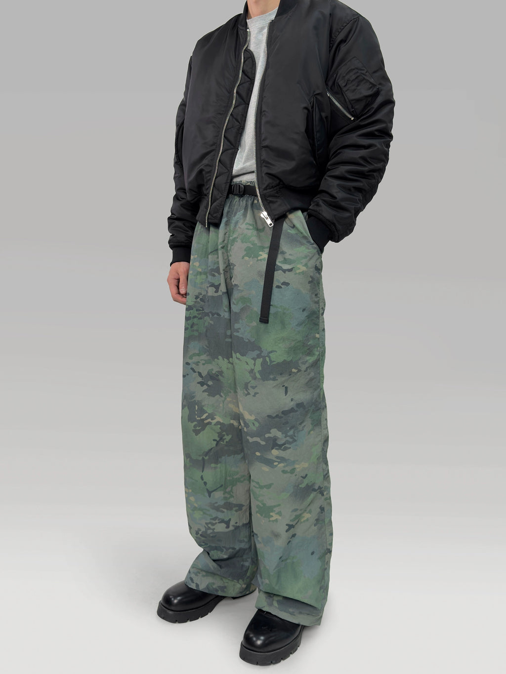 PLUS NO LOGO Green Camouflage Loose Wide-leg Sports Trousers