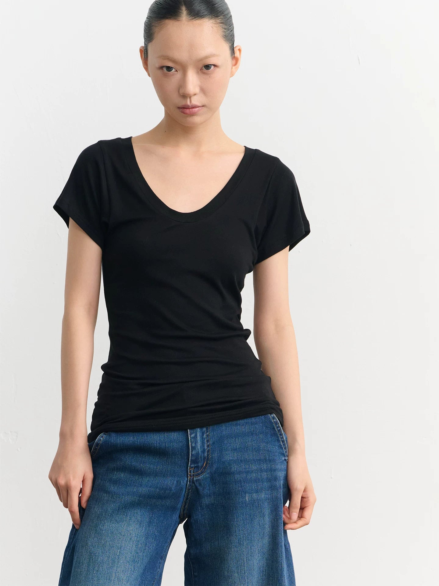 LINY LIBERTY Lazy Wind U Neck Slim Tee