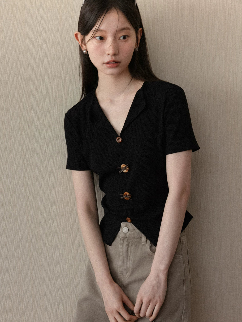 Cantonstory Retro V-neck Front Shoulder Waist Thin Tee