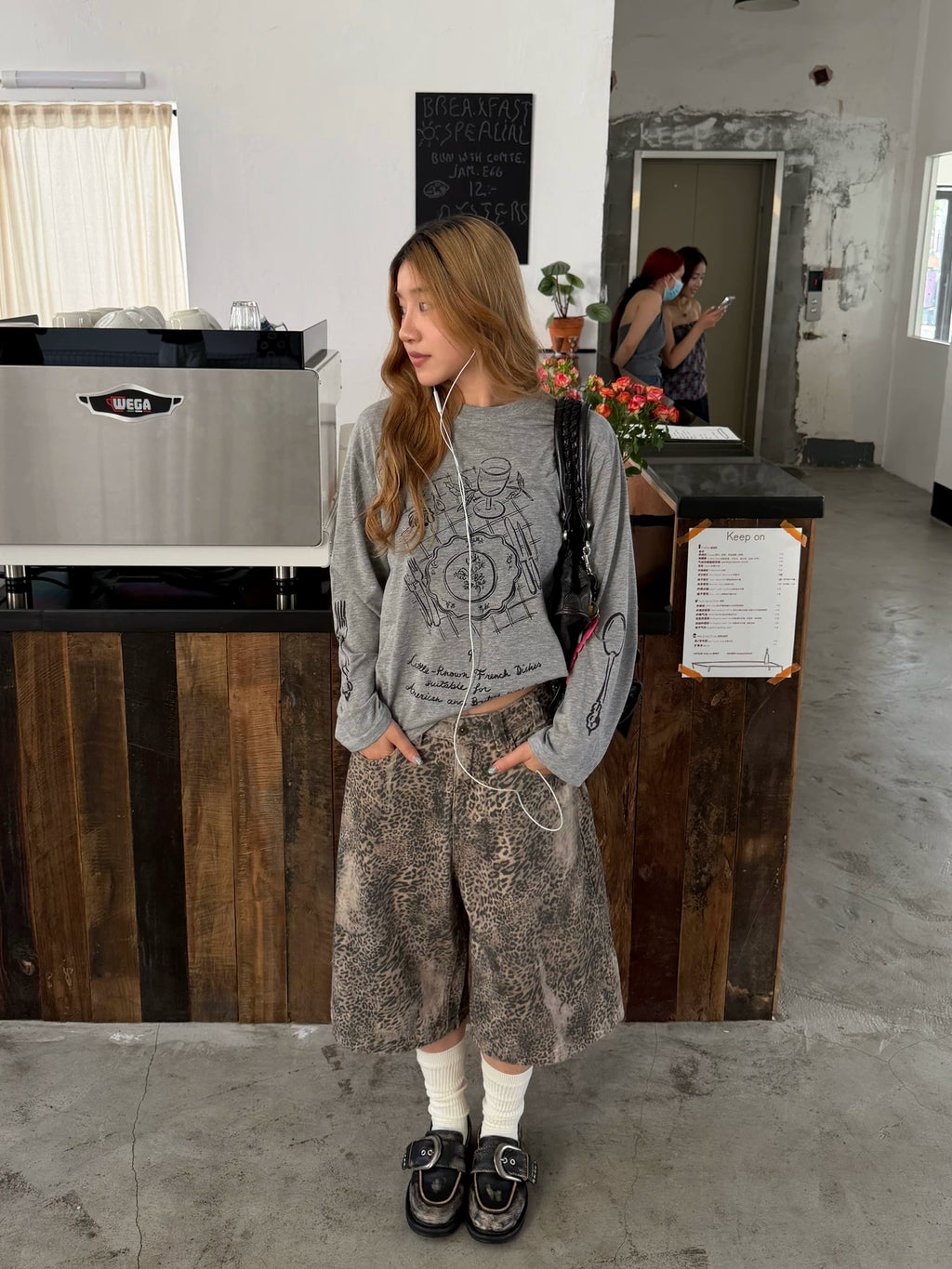 CCYE Leopard Print Worn Old Cropped Pants