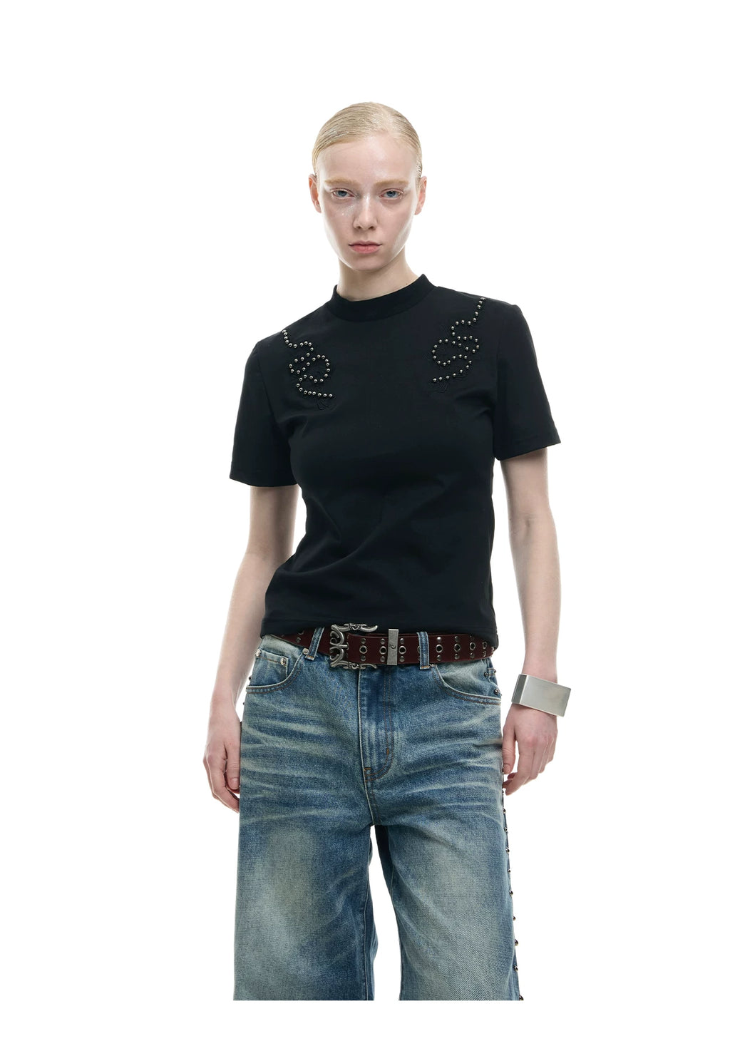 ArguECulturE Niche Front Shoulder Slim Tee