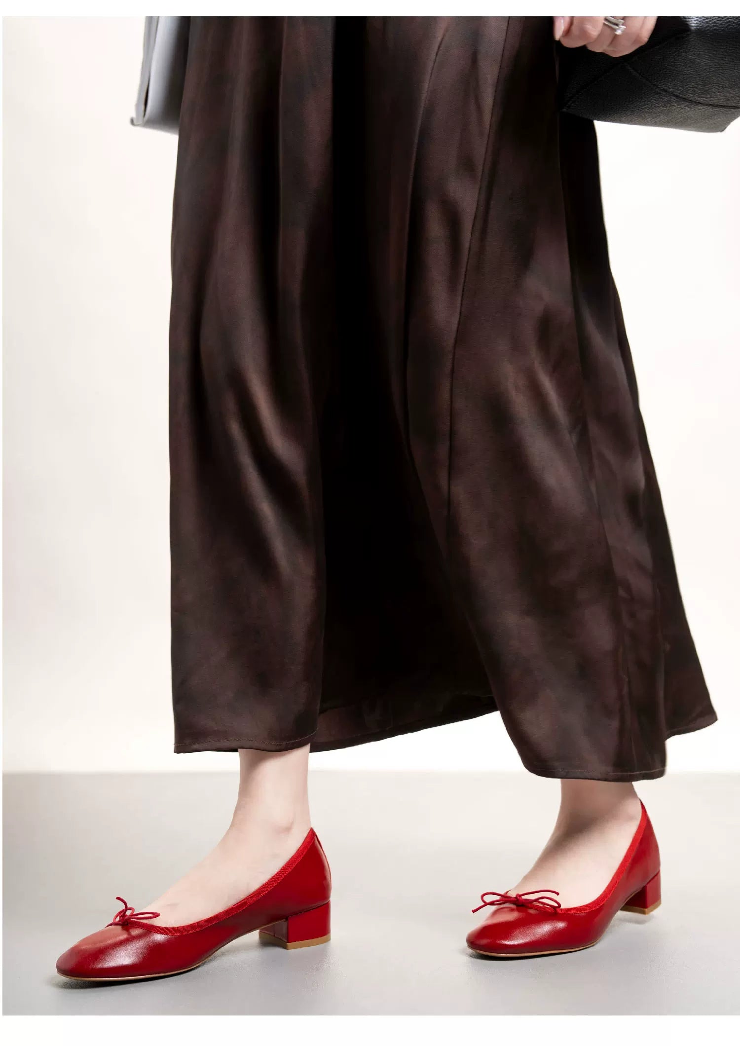 L'aise Bow Mid-heel Shoes